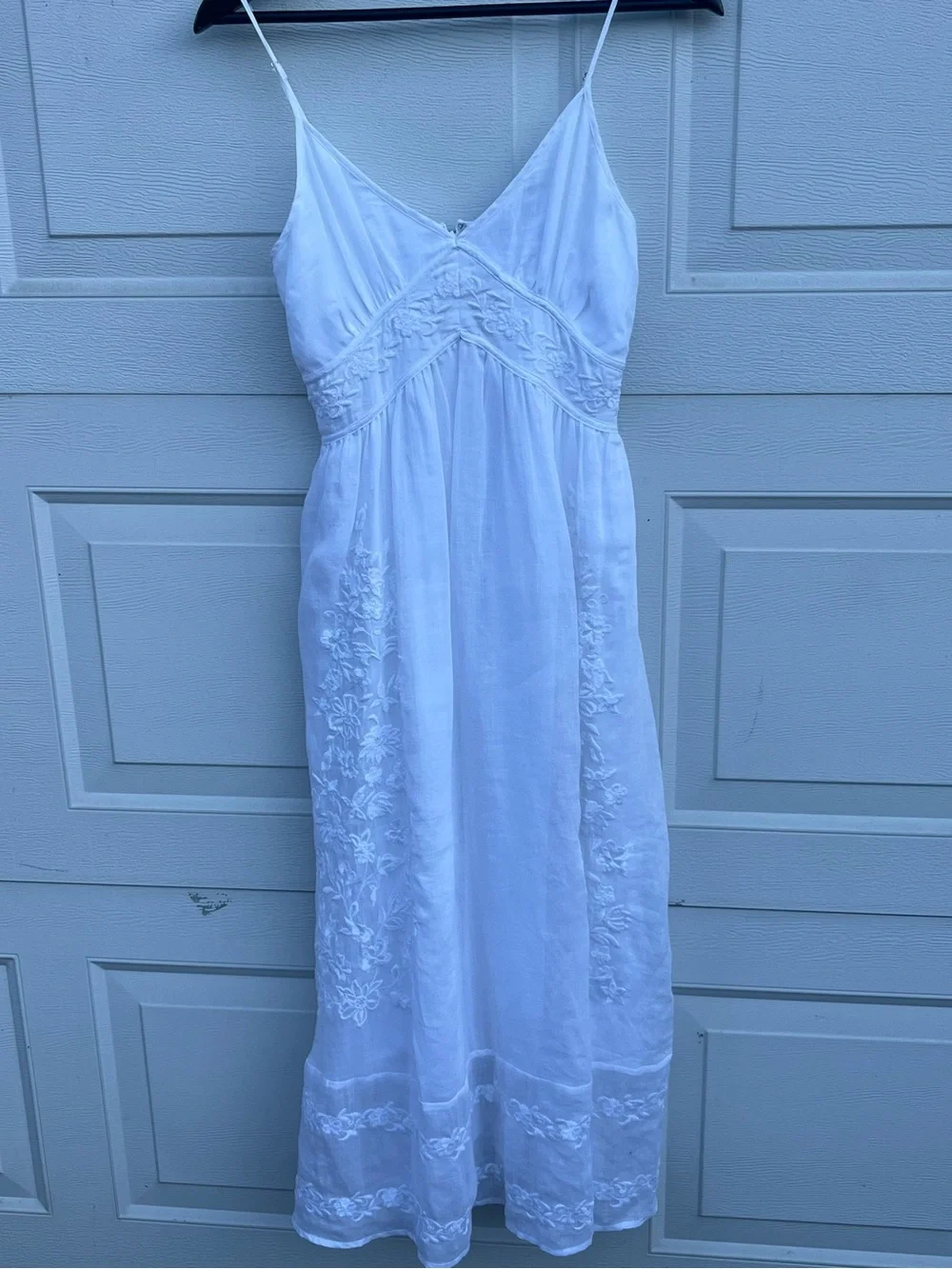 Women's J Crew White Sleeveless Embroidered Dress Size 00